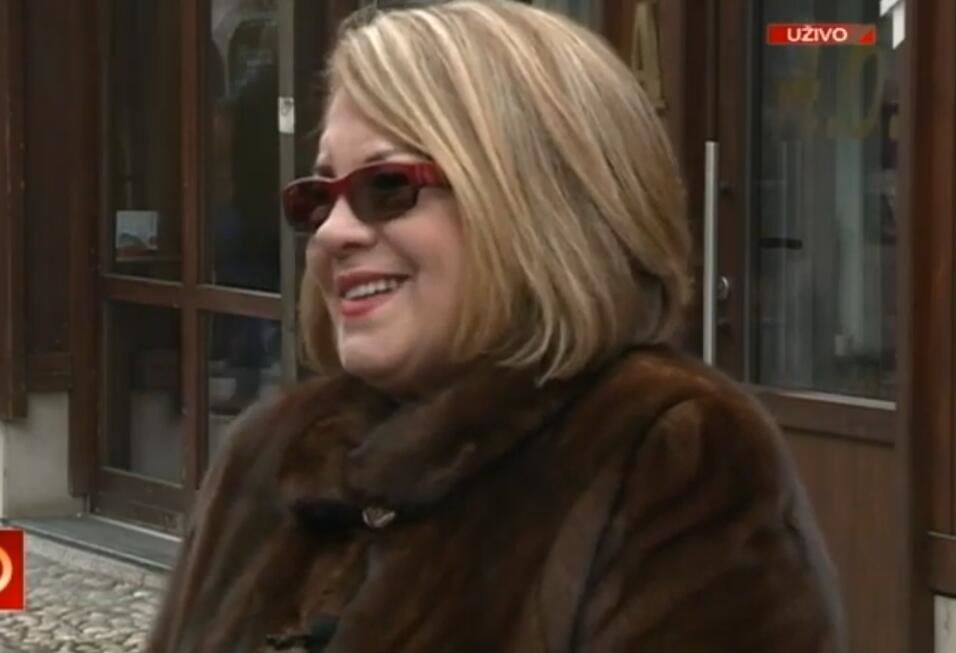 Udala se sa 16, sahranila dva brata, sina jedinca joj ranili: Bog je najvoljenijoj folk pevačici dao glas anđela, ali i sudbinu koja kida dušu - featured image Udala se sa 16, sahranila dva brata, sina jedinca joj ranili: Bog je najvoljenijoj folk pevačici dao glas anđela, ali i sudbinu koja kida dušu - featured image