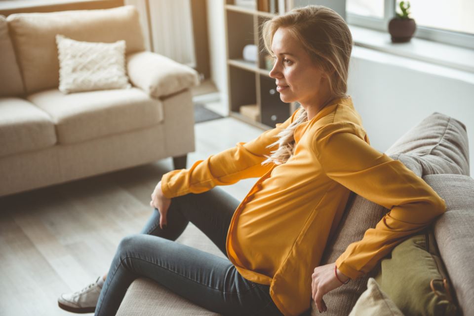 Ana (21) 4 nedelje pred porođaj saznala da je trudna: Mislila da se malo ugojila, kada je otišla na pregled reči lekara je šokirale - featured image Ana (21) 4 nedelje pred porođaj saznala da je trudna: Mislila da se malo ugojila, kada je otišla na pregled reči lekara je šokirale - featured image