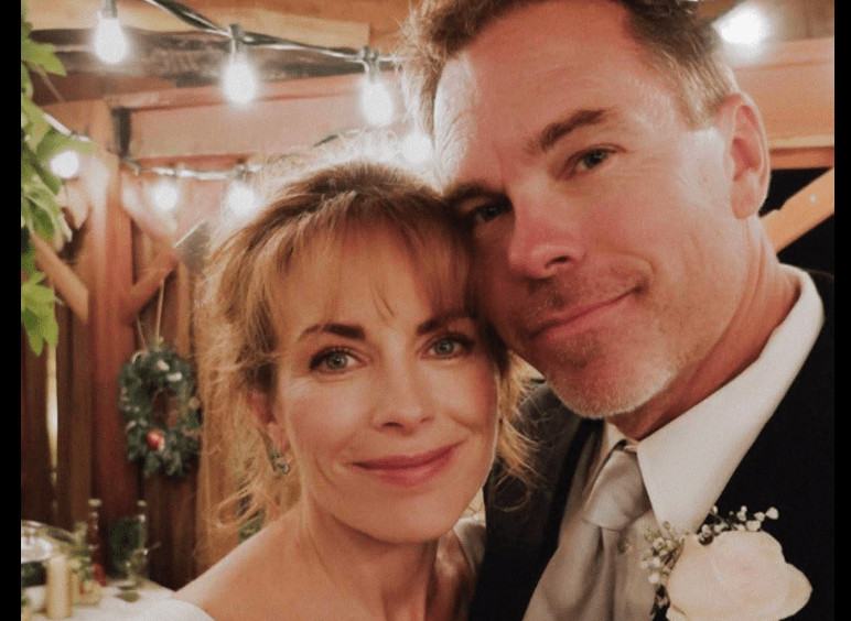 Mislila sam da počinjem novi život, dok mi muž nije otvorio sef i rekao istinu - featured image Mislila sam da počinjem novi život, dok mi muž nije otvorio sef i rekao istinu - featured image