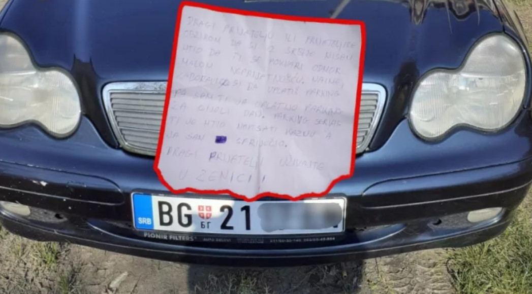 Beograđani turistički došli u Zenicu a kada su se vratili iz šetnje zatekla ih poruka na parkingu! (FOTO) - featured image Beograđani turistički došli u Zenicu a kada su se vratili iz šetnje zatekla ih poruka na parkingu! (FOTO) - featured image