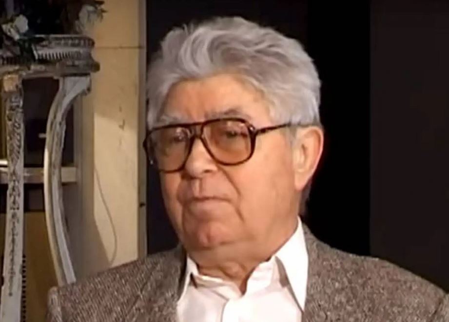 Zamenio Čkalju i postao velika zvezda, a legendarni glumac mu servirao hladnu “osvetu”: Niko nije znao da je ljubio Srpkinju fatalne energije - featured image Zamenio Čkalju i postao velika zvezda, a legendarni glumac mu servirao hladnu “osvetu”: Niko nije znao da je ljubio Srpkinju fatalne energije - featured image