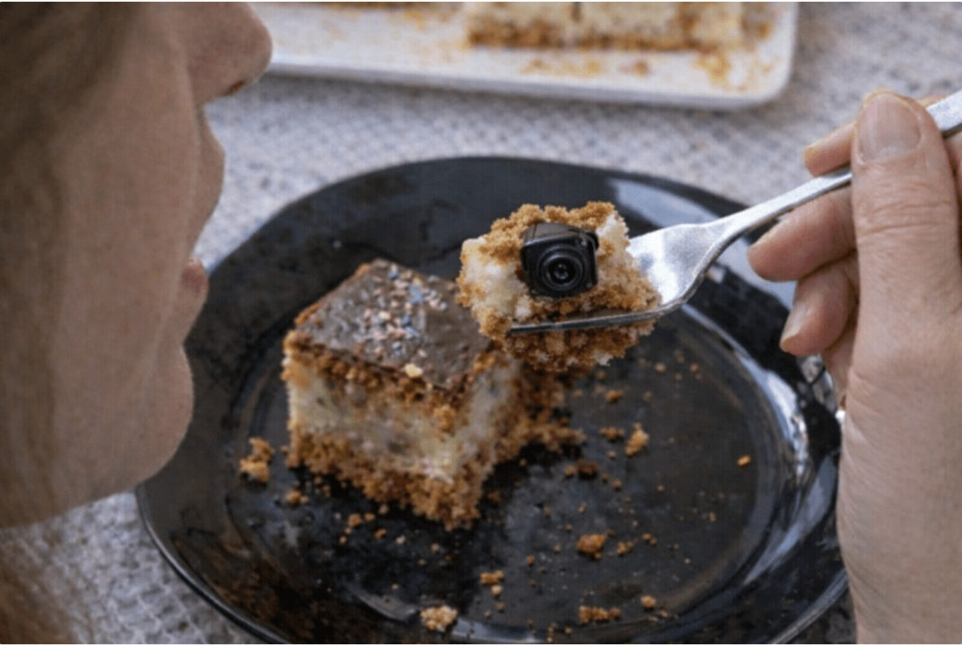 “Šokantno: Marija iz Sarajeva pronašla predmet u kolaču koji je šokirao region” - featured image “Šokantno: Marija iz Sarajeva pronašla predmet u kolaču koji je šokirao region” - featured image