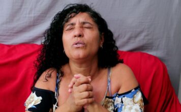 Vračara ubedila roditelje da im je sin (3) demon: Kada je policija 2 dana kasnije upala u kući od prizora su zanemeli Vračara ubedila roditelje da im je sin (3) demon: Kada je policija 2 dana kasnije upala u kući od prizora su zanemeli - featured image