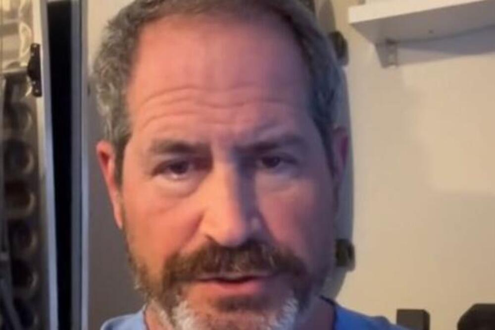 “OVO PIĆE JE TEČNA SMRT” Poznati KARDIOHIRURG upozorio šta UNIŠTAVA SRCE! Od toga skače HOLESTEROL, preti I SRČANI! - featured image “OVO PIĆE JE TEČNA SMRT” Poznati KARDIOHIRURG upozorio šta UNIŠTAVA SRCE! Od toga skače HOLESTEROL, preti I SRČANI! - featured image