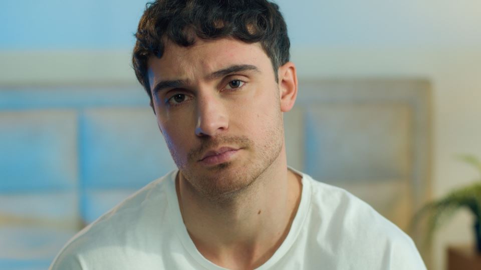 Žena mi je umrla rađajući blizance i dadilja je brinula o njima, al svastika je stalno govorila protiv nje: Kad sam ugradio kamere samo što me nije strefio šlog - featured image Žena mi je umrla rađajući blizance i dadilja je brinula o njima, al svastika je stalno govorila protiv nje: Kad sam ugradio kamere samo što me nije strefio šlog - featured image