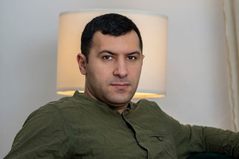 “Žena me je pritiskala da uradim DNK test, ja pristao, a onda poželeo da me nema: Očeve drhtave reči su me razorile kad sam ga pozvao” - featured image “Žena me je pritiskala da uradim DNK test, ja pristao, a onda poželeo da me nema: Očeve drhtave reči su me razorile kad sam ga pozvao” - featured image