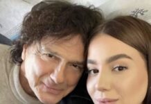 Lara ima 19, bila s bogatim naslednikom i već išla kod plastičara, Una ljubi dosta starijeg i obožava buduću svekrvu: Ona otkrila kakve su zaista Čoline ćerke Lara ima 19, bila s bogatim naslednikom i već išla kod plastičara, Una ljubi dosta starijeg i obožava buduću svekrvu: Ona otkrila kakve su zaista Čoline ćerke - featured image