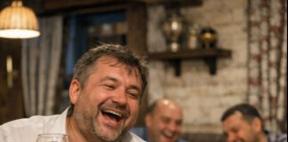 Moj pijani muž me pokušao poniziti pred kolegama, ali onda sam učinila nešto zbog čega je duboko zažalio zbog svojih postupaka 😨😲 Moj pijani muž me pokušao poniziti pred kolegama, ali onda sam učinila nešto zbog čega je duboko zažalio zbog svojih postupaka 😨😲 - featured image