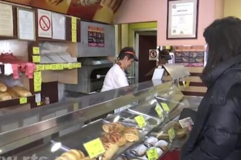 Veći otrov od belog hleba: Ovo pecivo iz pekare je tihi ubica pankreasa, a svi ga jedemo za doručak - featured image Veći otrov od belog hleba: Ovo pecivo iz pekare je tihi ubica pankreasa, a svi ga jedemo za doručak - featured image