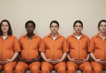 Zatvorska liječnica koja je otkrila da su sve zatvorenice trudne — ali ono što su otkrile njezine tajne kamere ostavilo je sve bez riječi Zatvorska liječnica koja je otkrila da su sve zatvorenice trudne — ali ono što su otkrile njezine tajne kamere ostavilo je sve bez riječi - featured image