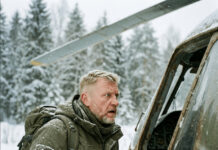 Među snjegovima šume Aleksej je naišao na helikopter koji je nestao prije nekoliko godina. Vireći u kabinu, ostao je bez riječi od onoga što je vidio…….. 😲😲😲 Među snjegovima šume Aleksej je naišao na helikopter koji je nestao prije nekoliko godina. Vireći u kabinu, ostao je bez riječi od onoga što je vidio…….. 😲😲😲 - featured image