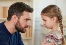 – Tata, a kad si ti bio na poslu, naša mama je bila u posjeti nekim stranim ujacima, – neočekivano zapanjila oca ćerkicom odmah sa praga… 😲😲😲 – Tata, a kad si ti bio na poslu, naša mama je bila u posjeti nekim stranim ujacima, – neočekivano zapanjila oca ćerkicom odmah sa praga… 😲😲😲 - featured image