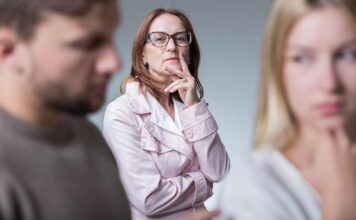 5 STVARI KOJE NI JEDNA SVEKRVA NE OPRAŠTA SVOJ SNAHI: Poslednja im je najveći TRN U OKU, tu je NE DIRAJTE 5 STVARI KOJE NI JEDNA SVEKRVA NE OPRAŠTA SVOJ SNAHI: Poslednja im je najveći TRN U OKU, tu je NE DIRAJTE - featured image