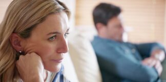 Ako muškarac redovno radi ovih 11 stvari, vjerovatno ga uopšte nije briga za njegovu suprugu Ako muškarac redovno radi ovih 11 stvari, vjerovatno ga uopšte nije briga za njegovu suprugu - featured image