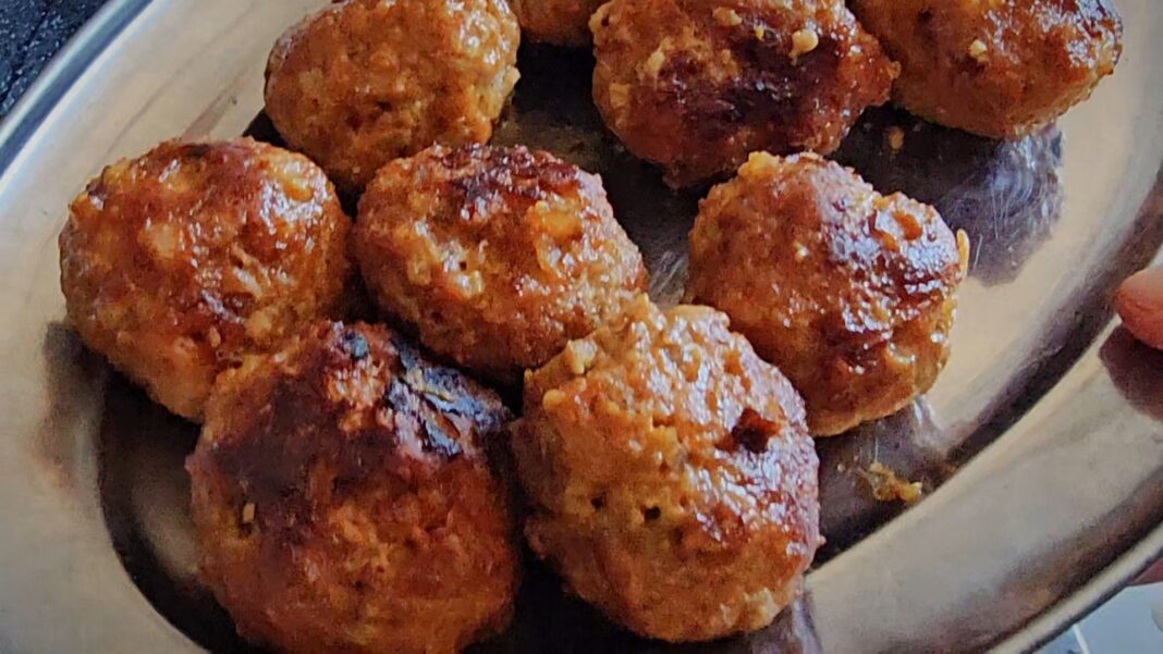 Kako napraviti ćufte da se ne raspadnu? U mljeveno meso dodajte 1 tajni sastojak, nema omaške! - featured image Kako napraviti ćufte da se ne raspadnu? U mljeveno meso dodajte 1 tajni sastojak, nema omaške! - featured image