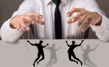 Ove 3 rečenice izgovaraju najgori manipulatori! Ako čujete da govore ovo, odmah bježite od takvih narcisa Ove 3 rečenice izgovaraju najgori manipulatori! Ako čujete da govore ovo, odmah bježite od takvih narcisa - featured image