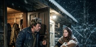 Bivši farmer u alkoholnoj opijenosti pustio je mladu ženu sa djetetom u rukama u snježnu oluju. A ujutro nije mogao da vjeruje svojim očima kada je vidio TO… 😲😲😲 Bivši farmer u alkoholnoj opijenosti pustio je mladu ženu sa djetetom u rukama u snježnu oluju. A ujutro nije mogao da vjeruje svojim očima kada je vidio TO… 😲😲😲 - featured image