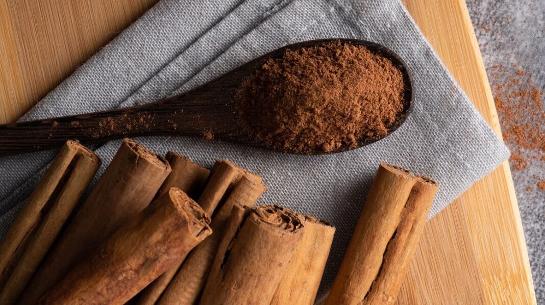 U vodu kojom brišete pod uvijek dodajte samo mrvicu ovog praha, cijela kuća će danima predivno mirisati - featured image