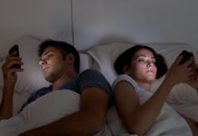 Šta se dešava sa telom i zdravljem ako nemamo intimne odnose: “Posebno su ugroženi muškarci nakon 50. godine” Šta se dešava sa telom i zdravljem ako nemamo intimne odnose: “Posebno su ugroženi muškarci nakon 50. godine” - featured image