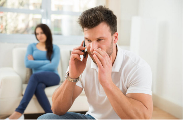 Ovo je prva stvar koju muškarac radi nakon što dođe kući od ljubavnice - featured image Ovo je prva stvar koju muškarac radi nakon što dođe kući od ljubavnice - featured image