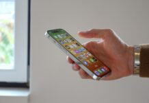 Znate li čemu sve može poslužiti tipka za glasnoću na vašem mobitelu? Može vam spasiti život Znate li čemu sve može poslužiti tipka za glasnoću na vašem mobitelu? Može vam spasiti život - featured image