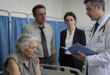 Snaha je zlostavljala svoju svekrvu, uvjerena da je nitko neće posumnjičiti. Starija žena šutjela je iz ljubavi prema sinu… sve dok bolnica nije otkrila istinu. Snaha je zlostavljala svoju svekrvu, uvjerena da je nitko neće posumnjičiti. Starija žena šutjela je iz ljubavi prema sinu… sve dok bolnica nije otkrila istinu. - featured image