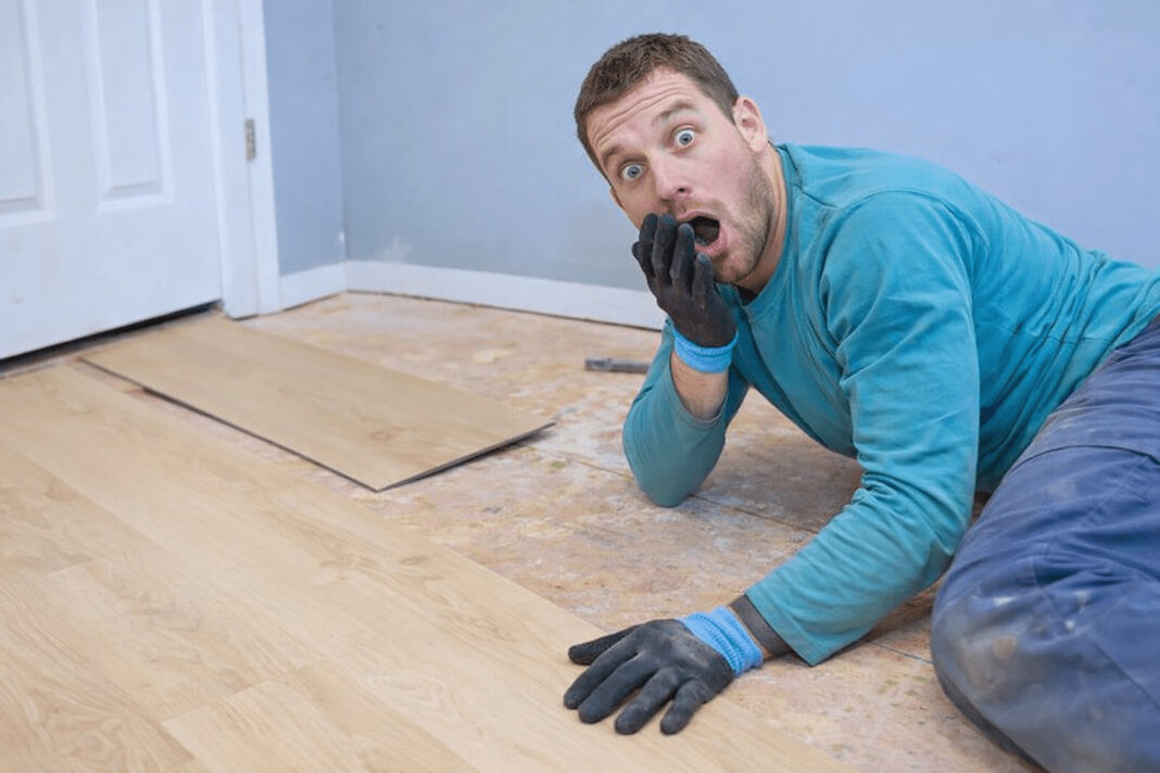 Čula neobične zvuke koji su dopirali iz poda, pa odlučila da proveri: Prizor koji je zatekla ostavio je u šoku - featured image Čula neobične zvuke koji su dopirali iz poda, pa odlučila da proveri: Prizor koji je zatekla ostavio je u šoku - featured image