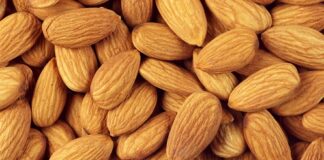 Večeras potopite 4 badema i ostavite: Ujutru ih pojedite i riješite problem koji muči mnoge Večeras potopite 4 badema i ostavite: Ujutru ih pojedite i riješite problem koji muči mnoge - featured image