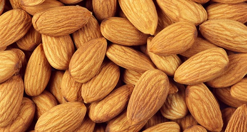 Večeras potopite 4 badema i ostavite: Ujutru ih pojedite i riješite problem koji muči mnoge - featured image Večeras potopite 4 badema i ostavite: Ujutru ih pojedite i riješite problem koji muči mnoge - featured image