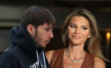 Oglasio se Harisov sin Kan: Usred svadbe svoje majke i milionera, evo šta misli o Melininom mužu..Njegove riječi zgrozile naciju Oglasio se Harisov sin Kan: Usred svadbe svoje majke i milionera, evo šta misli o Melininom mužu..Njegove riječi zgrozile naciju - featured image