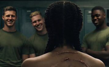 Vojnici su se rugali devojci zbog ožiljaka na njenim leđima, ali sve se promenilo kada je u jedinicu došao general i otkrio im strašnu istinu. Vojnici su se rugali devojci zbog ožiljaka na njenim leđima, ali sve se promenilo kada je u jedinicu došao general i otkrio im strašnu istinu. - featured image