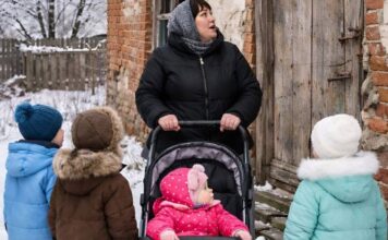 Majka petoro dece nasledila kuću rođake koju je jedva poznavala — a onda je, čim je prešla prag, otkrila tajnu koja ju je sledila do kostiju Majka petoro dece nasledila kuću rođake koju je jedva poznavala — a onda je, čim je prešla prag, otkrila tajnu koja ju je sledila do kostiju - featured image