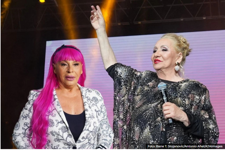 ŠTA SE SAD DEŠAVA SA ZORICOM BRUNCLIK? Vesna Zmijanac šokirala javnost!KOSA JOJ OTPALA… - featured image ŠTA SE SAD DEŠAVA SA ZORICOM BRUNCLIK? Vesna Zmijanac šokirala javnost!KOSA JOJ OTPALA… - featured image