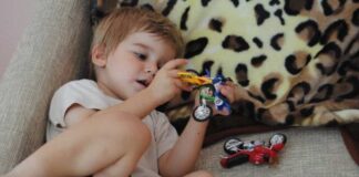 BR0J DJECE SA AUTlZM0M DRASTlČN0 RASTE: Stručnjaci objašnjavaju šta se zapravo događa… BR0J DJECE SA AUTlZM0M DRASTlČN0 RASTE: Stručnjaci objašnjavaju šta se zapravo događa… - featured image