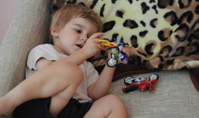 BR0J DJECE SA AUTlZM0M DRASTlČN0 RASTE: Stručnjaci objašnjavaju šta se zapravo događa… - featured image BR0J DJECE SA AUTlZM0M DRASTlČN0 RASTE: Stručnjaci objašnjavaju šta se zapravo događa… - featured image