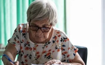 NAJBOLJA NAMIRNICA PROTIV DEMENCIJE, MNOGI JE RIJETKO KAD JEDU: Hrani mozak i čuva pamćenje, uzimajte jednom sedmično! NAJBOLJA NAMIRNICA PROTIV DEMENCIJE, MNOGI JE RIJETKO KAD JEDU: Hrani mozak i čuva pamćenje, uzimajte jednom sedmično! - featured image
