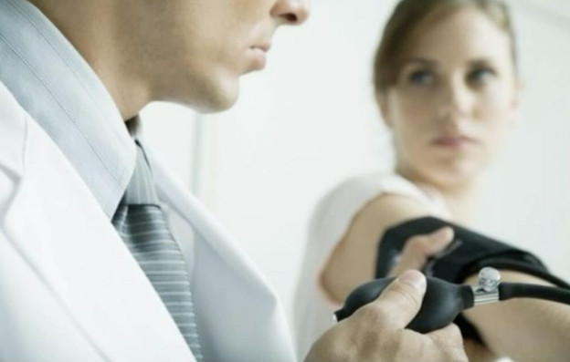EVO KOLIKI JE NORMALAN KRVNI PRITISAK PREMA GODINAMA: Tablica IDEALNOG Indeksa Će Vam Otkriti TAČNE Vrijednosti - featured image EVO KOLIKI JE NORMALAN KRVNI PRITISAK PREMA GODINAMA: Tablica IDEALNOG Indeksa Će Vam Otkriti TAČNE Vrijednosti - featured image