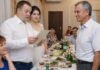 Kada je siromašni otac poklonio kćerki običnu koverat za venčanje, bogati rođaci mladoženje počeli su da se smeju „velikodušnom“ poklonu. Kada je siromašni otac poklonio kćerki običnu koverat za venčanje, bogati rođaci mladoženje počeli su da se smeju „velikodušnom“ poklonu. - featured image