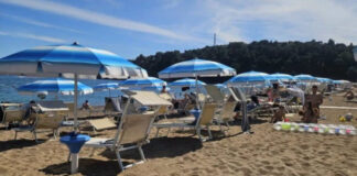 Pakao na crnogorskom primorju: Turisti besni pakuju kofere i prekidaju odmor, u špicu sezone se ovo dešava… Pakao na crnogorskom primorju: Turisti besni pakuju kofere i prekidaju odmor, u špicu sezone se ovo dešava… - featured image