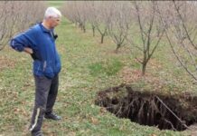 U GORNJEM VAKUFU O KOJEM PRIČA REGIJA: “Kao da stižu posljednji dani” U GORNJEM VAKUFU O KOJEM PRIČA REGIJA: “Kao da stižu posljednji dani” - featured image