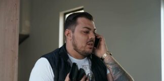 PROCURILA SLIKA NA KOJOJ JE SLOBA VASIĆ OBUČEN KAO MONAH: Fotografija sa Ostroga začudila NACIJU, skrenuo totalno… (FOTO) PROCURILA SLIKA NA KOJOJ JE SLOBA VASIĆ OBUČEN KAO MONAH: Fotografija sa Ostroga začudila NACIJU, skrenuo totalno… (FOTO) - featured image