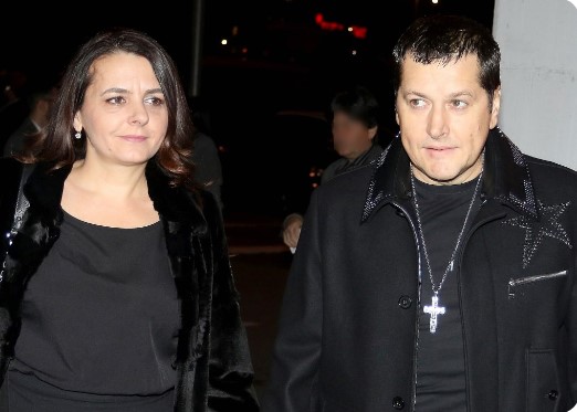 NEVIĐENI SKANDAL!!!!Acu Pejovića pretu’kao ženin brat, životno ugr0žen: Evo i zašto… - featured image NEVIĐENI SKANDAL!!!!Acu Pejovića pretu’kao ženin brat, životno ugr0žen: Evo i zašto… - featured image