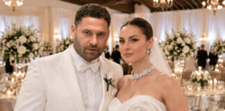 DUŠKO TOŠIĆ OBJAVIO FOTOGRAFIJU SA VENČANJA!! Mlada u prvom planu ne skida osmijeh s lica… Atina i Nika nisu se odvajale od tate, Jelena zavrsila na urgentrn0m!! DUŠKO TOŠIĆ OBJAVIO FOTOGRAFIJU SA VENČANJA!! Mlada u prvom planu ne skida osmijeh s lica… Atina i Nika nisu se odvajale od tate, Jelena zavrsila na urgentrn0m!! - featured image