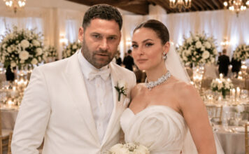 DUŠKO TOŠIĆ OBJAVIO FOTOGRAFIJU SA VENČANJA!! Mlada u prvom planu ne skida osmijeh s lica… Atina i Nika nisu se odvajale od tate, Jelena zavrsila na urgentrn0m!! DUŠKO TOŠIĆ OBJAVIO FOTOGRAFIJU SA VENČANJA!! Mlada u prvom planu ne skida osmijeh s lica… Atina i Nika nisu se odvajale od tate, Jelena zavrsila na urgentrn0m!! - featured image