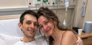 Moj suprug odlučio je postati donor organa kao svoju posljednju želju — nakon što je preminuo, njegov liječnik me zaustavio i rekao: „Postoji nešto što me natjerao da obećam da ću ti predati tek nakon što njega više ne bude.“ Moj suprug odlučio je postati donor organa kao svoju posljednju želju — nakon što je preminuo, njegov liječnik me zaustavio i rekao: „Postoji nešto što me natjerao da obećam da ću ti predati tek nakon što njega više ne bude.“ - featured image