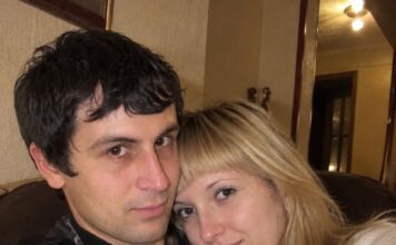 😱💔 Moja baka poklonila je mojoj kćeri stari ogrlicu za rođendan… a moja je majka problijedjela čim ju je ugledala! 😨 Tada mi je otkrila najstrašniju tajnu naše obitelji: moj je djed zlostavljao moju majku kada je imala samo 15 godina… a moja je baka sve znala od samog početka. 💔 😱💔 Moja baka poklonila je mojoj kćeri stari ogrlicu za rođendan… a moja je majka problijedjela čim ju je ugledala! 😨 Tada mi je otkrila najstrašniju tajnu naše obitelji: moj je djed zlostavljao moju majku kada je imala samo 15 godina… a moja je baka sve znala od samog početka. 💔 - featured image